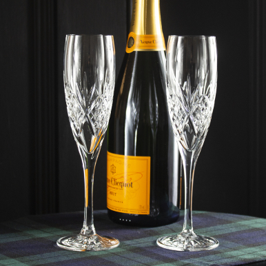 Highland - 2 Crystal Champagne Flutes 218mm (Presentation Boxed) | Royal Scot Crystal